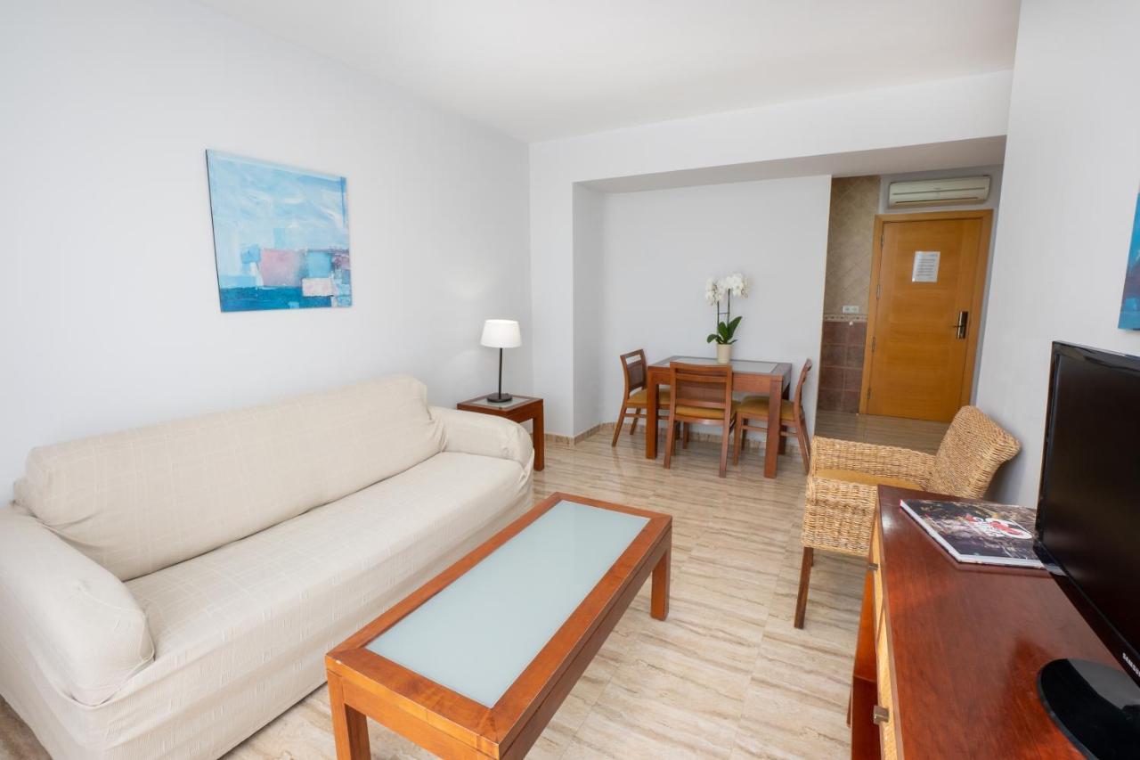 Apartamentos Jimmy Nerja Luaran gambar